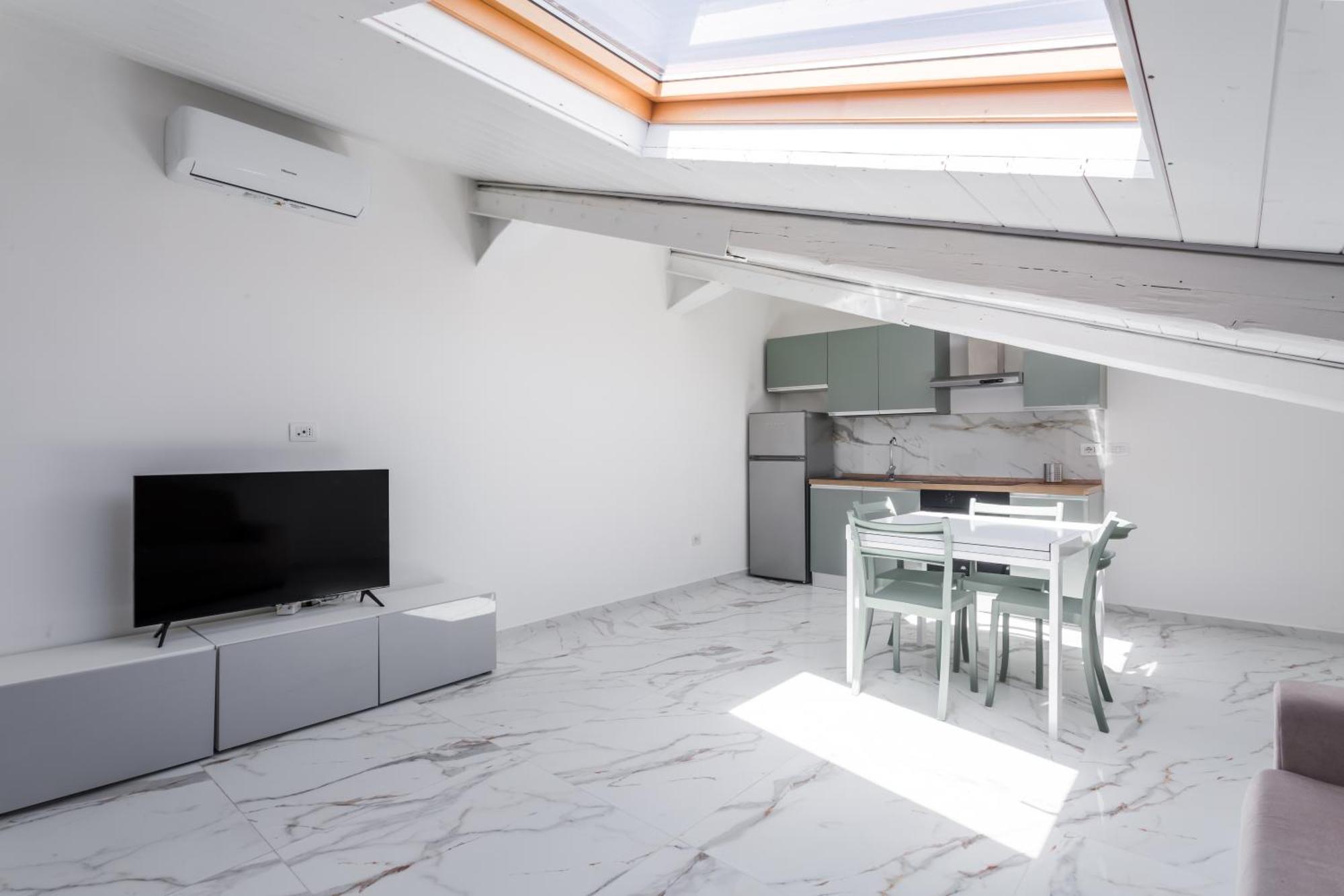 Апарт отель Attico Bella Napoli Экстерьер фото